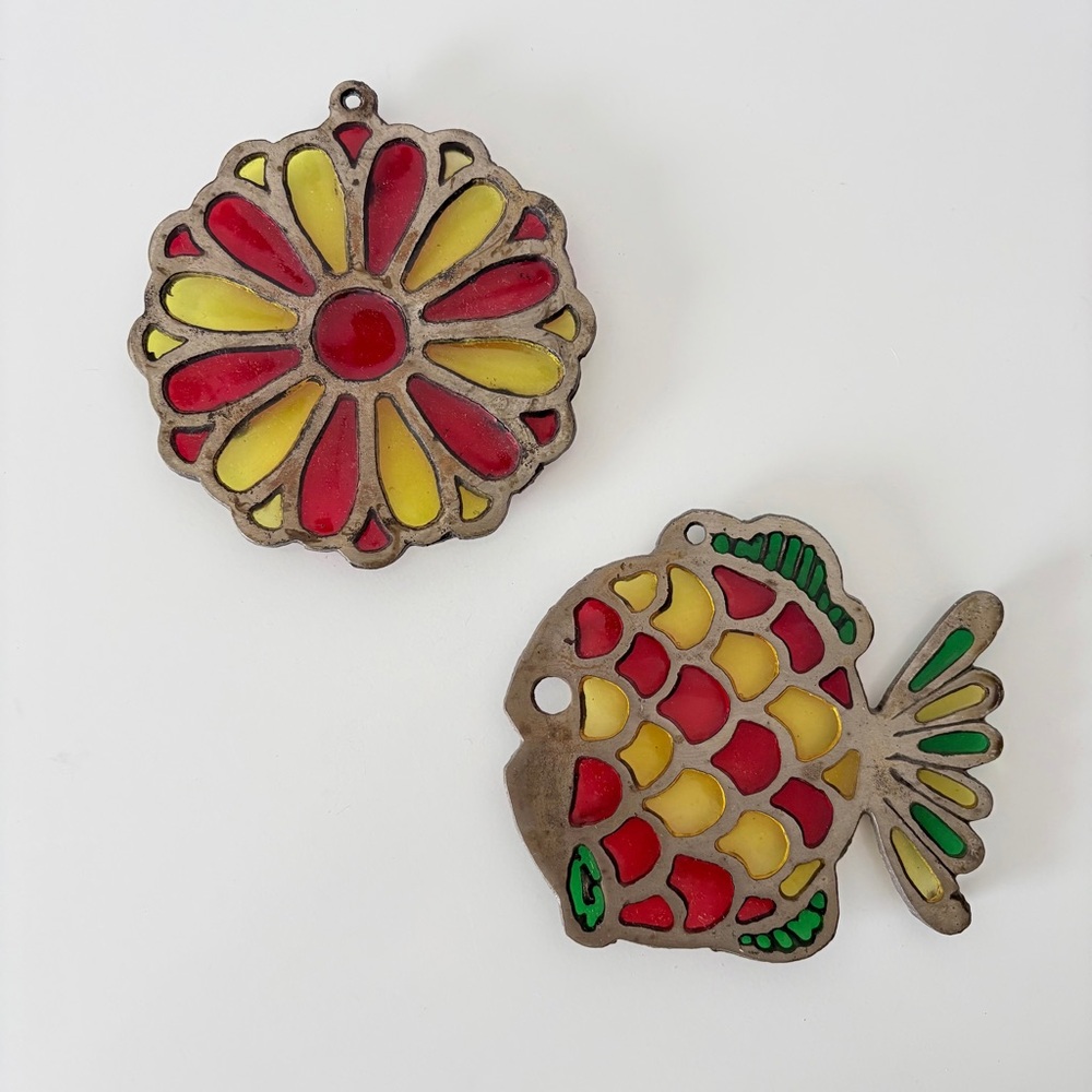 Pair of Vintage Stained Glass Trivets Fish and Flower 
Retro 70s Kitschy